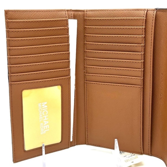 Michael Kors Large Trifold Wallet Luggage - Picture 7 of 9